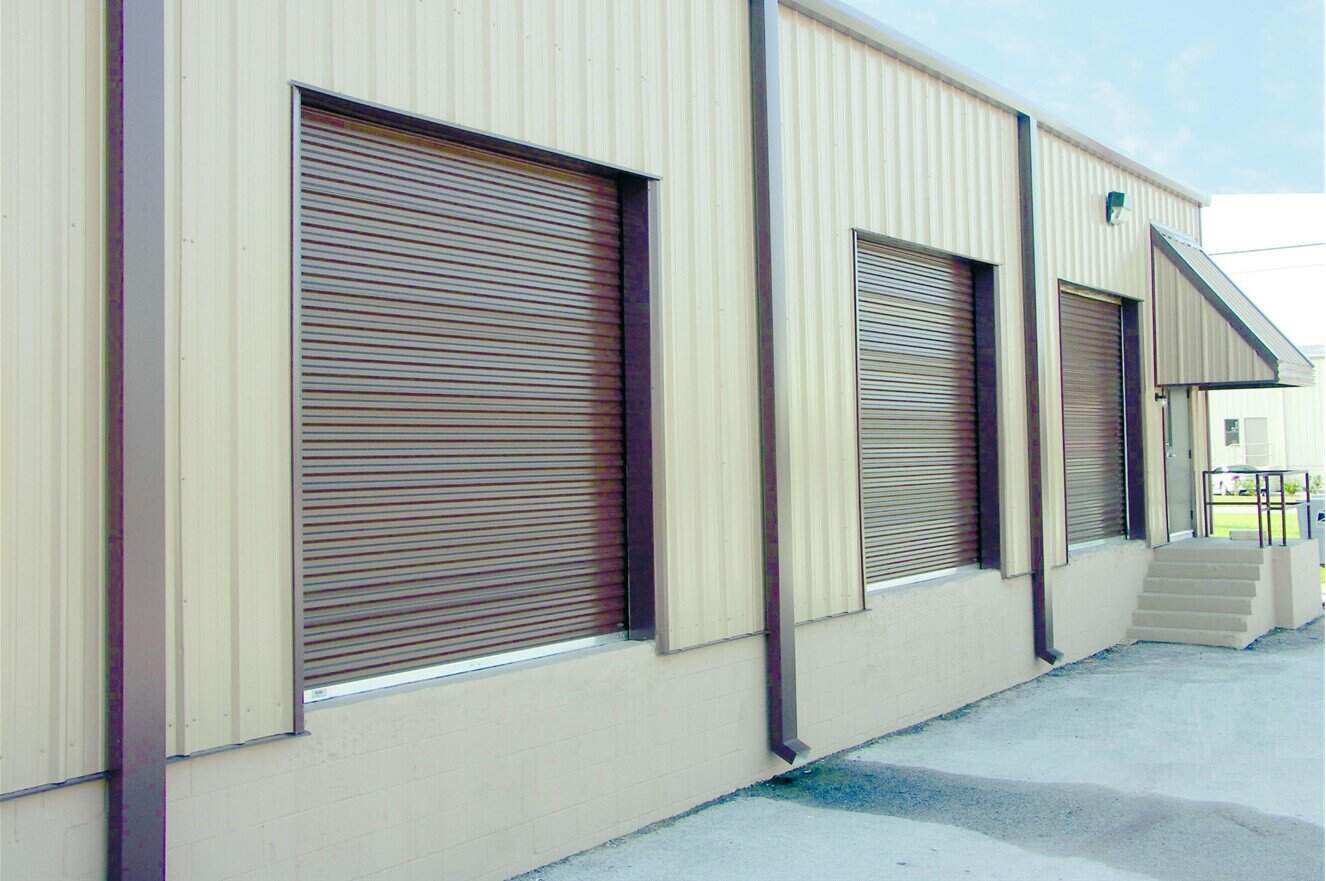 Amarr 2502, 2512, 2522 Ribbed Panel, Spectrum Facility Solutions